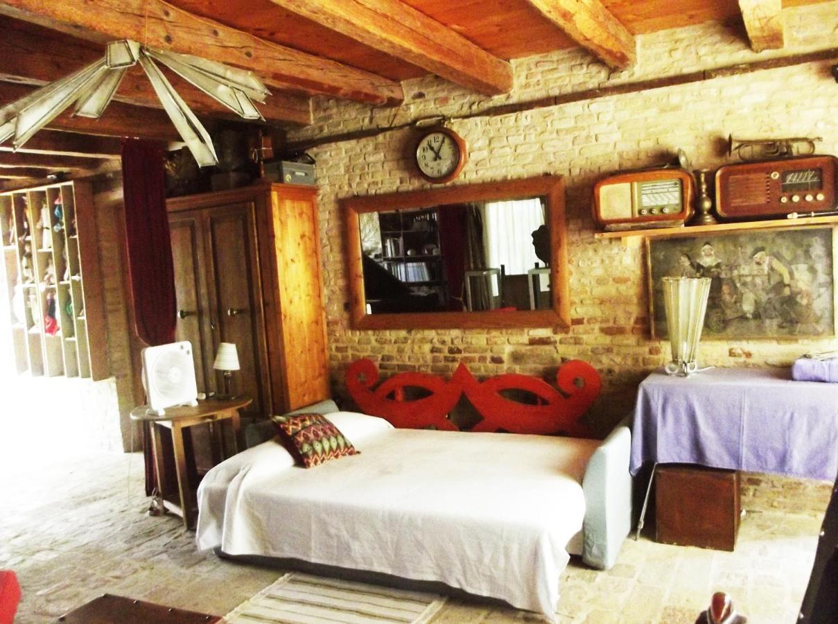 "La Casa Degli Ulivi Art B&B" Trecastelli ภายนอก รูปภาพ